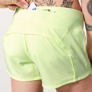 Lululemon Run Times Short II in Fluro Citrus, Size‎ 4